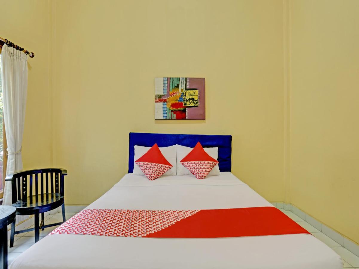Oyo 3096 Hotel Dewi Warsiki غيليمانوك المظهر الخارجي الصورة