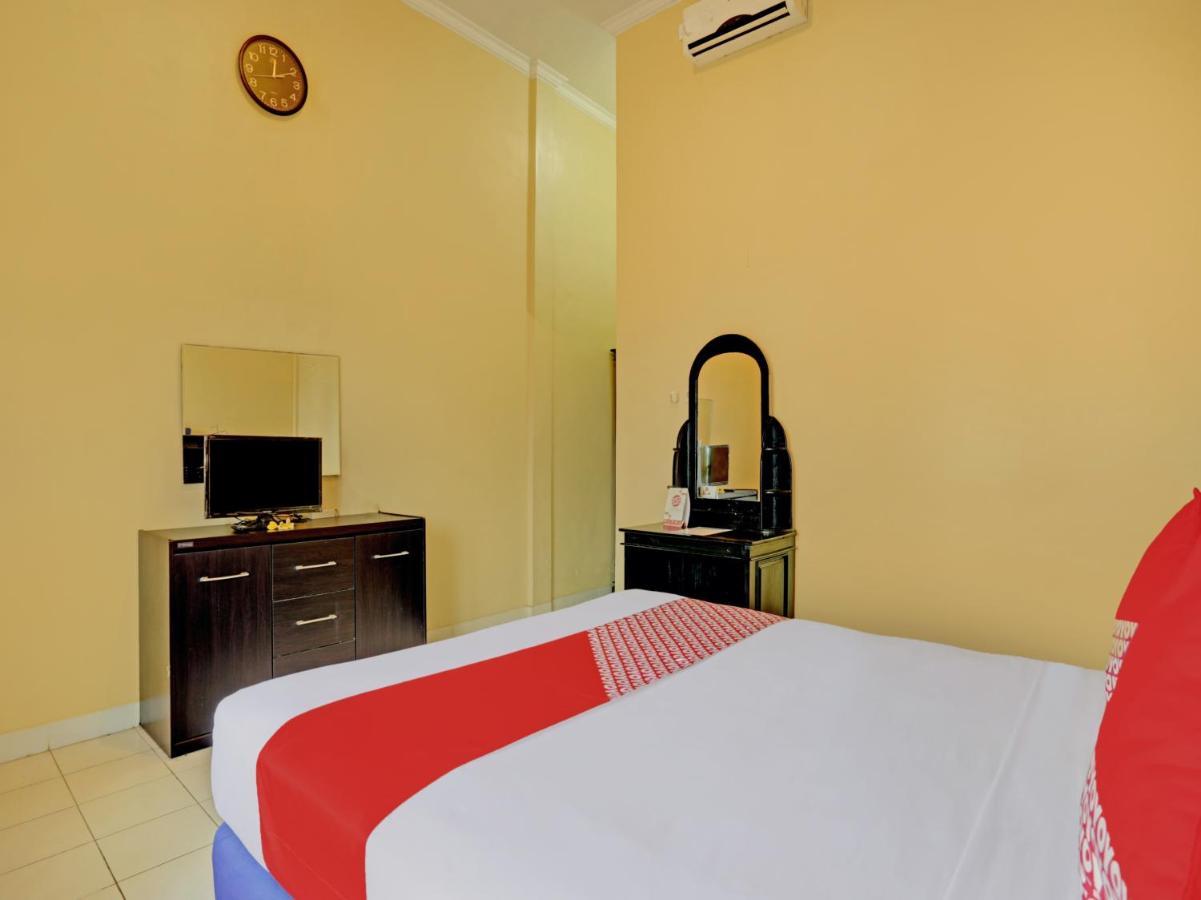 Oyo 3096 Hotel Dewi Warsiki غيليمانوك المظهر الخارجي الصورة