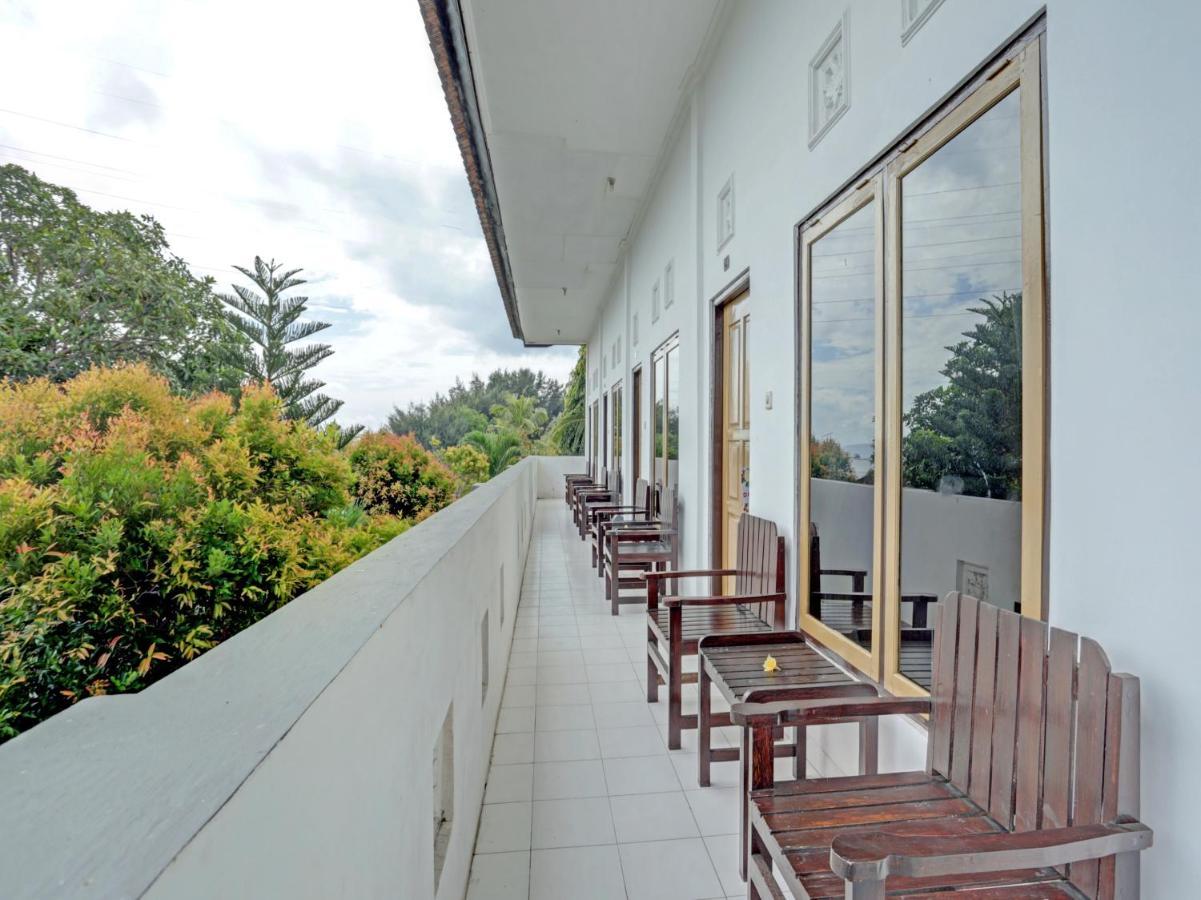 Oyo 3096 Hotel Dewi Warsiki غيليمانوك المظهر الخارجي الصورة