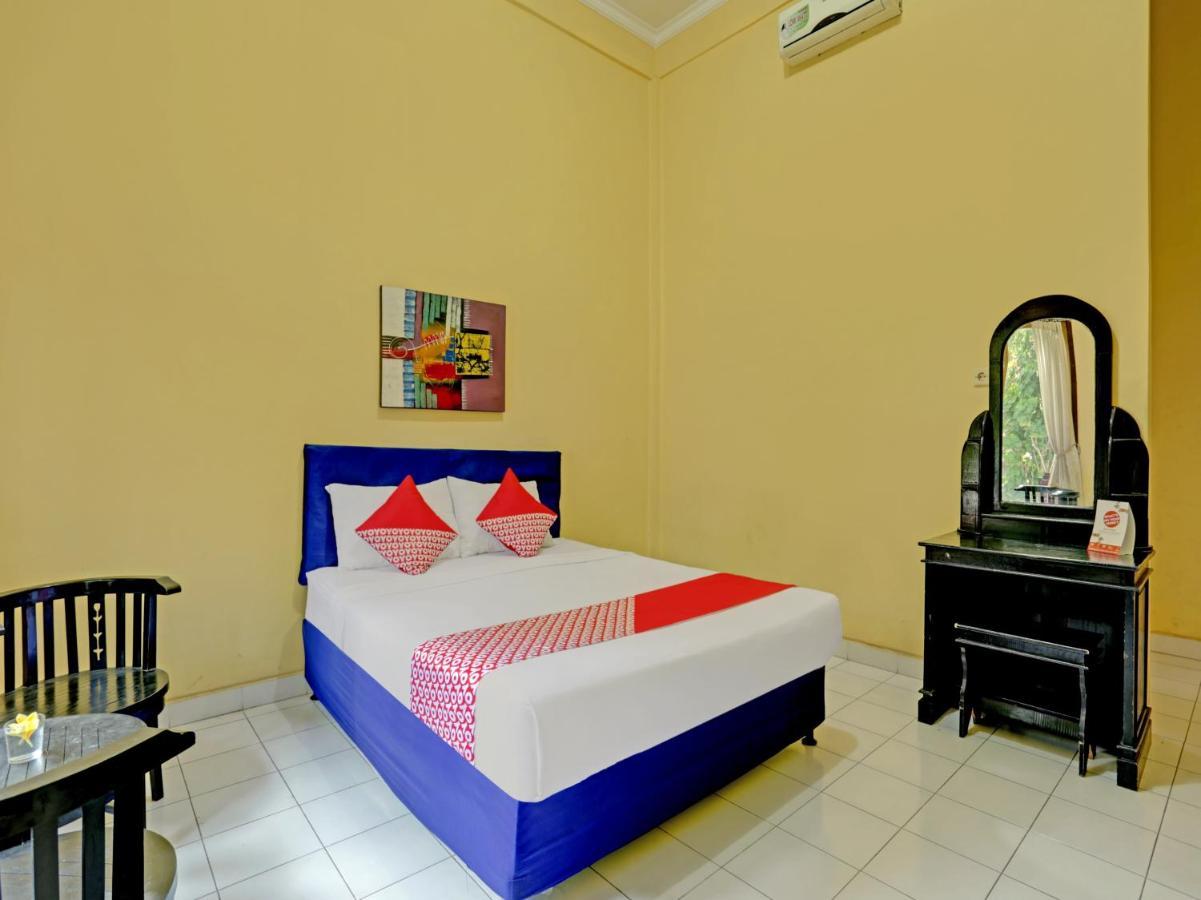 Oyo 3096 Hotel Dewi Warsiki غيليمانوك المظهر الخارجي الصورة